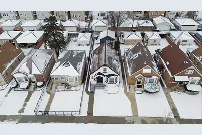 4840 W Waveland Avenue, Chicago, IL 60641 - Photo 33