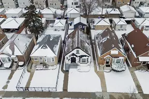 4840 W Waveland Ave, Chicago, IL 60641 - Photo 33