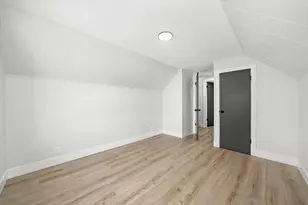 4840 W Waveland Ave, Chicago, IL 60641 - Photo 9