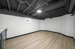 4840 W Waveland Ave, Chicago, IL 60641 - Photo 19