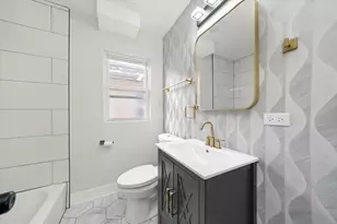 4840 W Waveland Ave, Chicago, IL 60641 - Photo 7