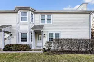 5444 Ashbrook Pl, Downers Grove, IL 60515 - Photo 1