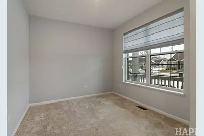 1058 Honey Locust Drive, Crystal Lake, IL 60012 - Photo 3