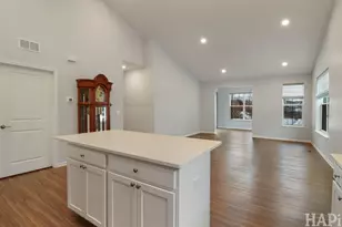 1058 Honey Locust Dr, Crystal Lake, IL 60012 - Photo 7