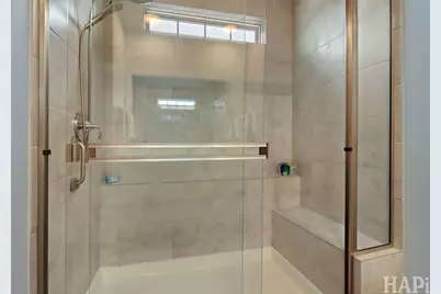 1058 Honey Locust Drive, Crystal Lake, IL 60012 - Photo 19