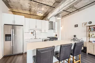 50 E 16th St, Chicago, IL 60616 - Photo 11