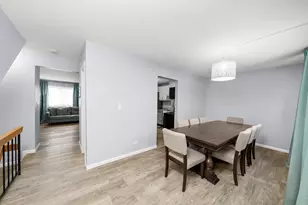 1011 Sandpiper Ct, Bartlett, IL 60103 - Photo 5