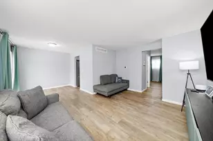 1011 Sandpiper Ct, Bartlett, IL 60103 - Photo 17