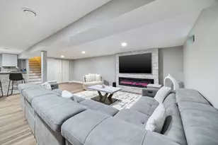 320 Pochet Ln, Schaumburg, IL 60193 - Photo 25