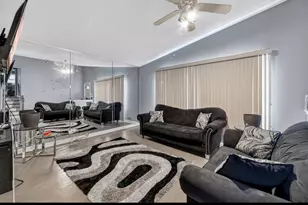 350 Carey Ct, Chicago Heights, IL 60411 - Photo 3