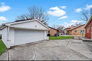 350 Carey Ct, Chicago Heights, IL 60411 - Photo 13