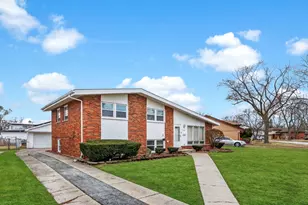 350 Carey Ct, Chicago Heights, IL 60411 - Photo 15