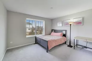 3223 N Heritage Ln, Arlington Heights, IL 60004 - Photo 21