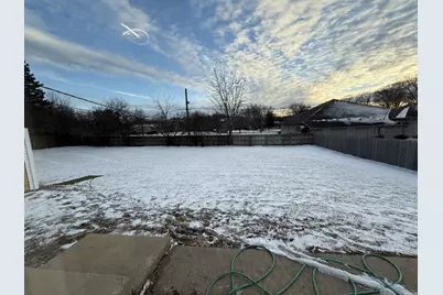 12707 W Graves Avenue, Beach Park, IL 60087 - Photo 15