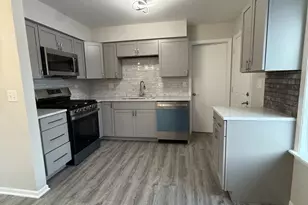 12707 W Graves Ave, Beach Park, IL 60087 - Photo 5