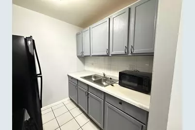 600 Mesa Drive #104, Hoffman Estates, IL 60169 - Photo 9