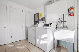 1347 Perry St, Des Plaines, IL 60016 - Photo 13