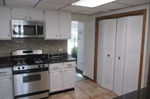 4325 W 99th Pl, Oak Lawn, IL 60453 - Photo 11