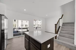 203 Settlers Pl, West Dundee, IL 60118 - Photo 7