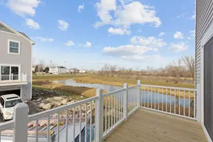 541 Wolverine Dr, Aurora, IL 60502 - Photo 25