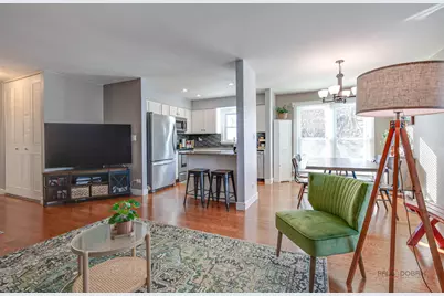 737 Garfield Avenue #B, Libertyville, IL 60048 - Photo 7