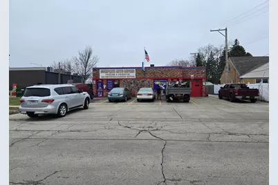 1580 S Cora Street, Des Plaines, IL 60018 - Photo 1