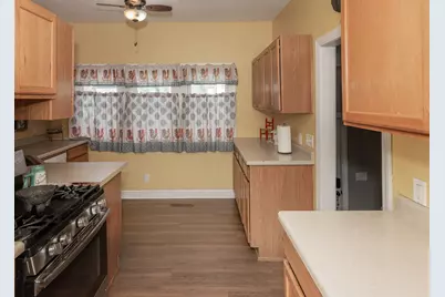 2330 38th Street, Rock Island, IL 61201 - Photo 9