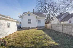 2330 38th St, Rock Island, IL 61201 - Photo 33