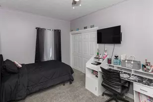 2330 38th St, Rock Island, IL 61201 - Photo 21