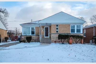 499 Longcommon Road, Riverside, IL 60546 - Photo 1