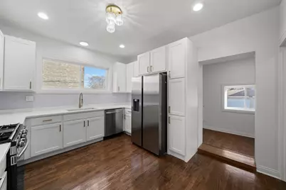 7955 S Harvard Avenue, Chicago, IL 60620 - Photo 11