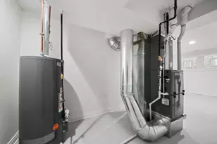 7955 S Harvard Ave, Chicago, IL 60620 - Photo 21