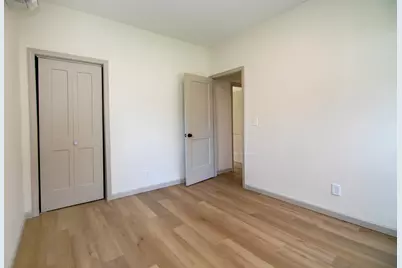 529 E 4th Street, Momence, IL 60954 - Photo 9