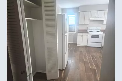 863 N Northwest Highway #2, Park Ridge, IL 60068 - Photo 11