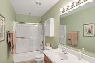 171 Shaftesbury St, Carol Stream, IL 60188 - Photo 29