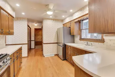 12111 S 68th Court, Palos Heights, IL 60463 - Photo 7