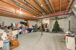 777 Debbie Ln, Sandwich, IL 60548 - Photo 35