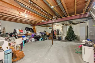 777 Debbie Ln, Sandwich, IL 60548 - Photo 35