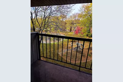 150 E Fountainview Lane #3B, Lombard, IL 60148 - Photo 9