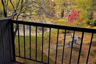 150 E Fountainview Ln, Lombard, IL 60148 - Photo 9