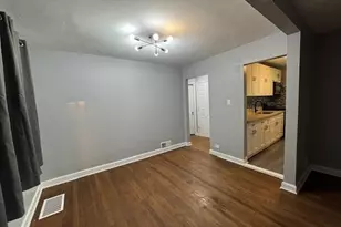 8851 S Parnell Ave, Chicago, IL 60620 - Photo 3