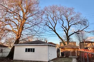 8851 S Parnell Ave, Chicago, IL 60620 - Photo 7