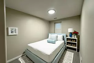 1725 E 67th St, Chicago, IL 60649 - Photo 17