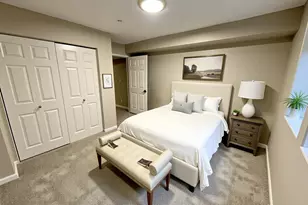 1725 E 67th St, Chicago, IL 60649 - Photo 13