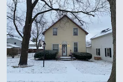 215 W Devlin Street, Spring Valley, IL 61362 - Photo 1