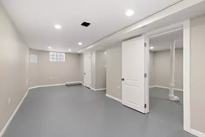 10119 S Yates Boulevard, Chicago, IL 60617 - Photo 15