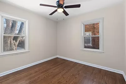 10119 S Yates Boulevard, Chicago, IL 60617 - Photo 9