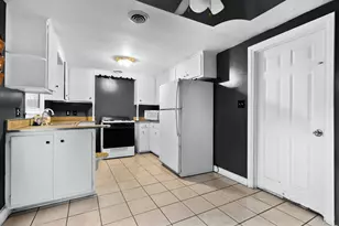 500 California Ave, Aurora, IL 60506 - Photo 19