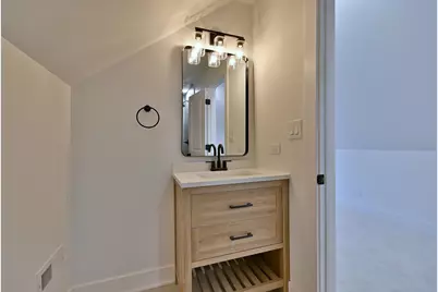 2429 Ridgeland Avenue, Berwyn, IL 60402 - Photo 21