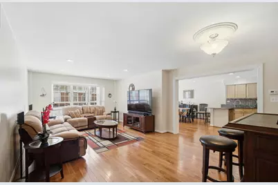 883 Sparta Court, Vernon Hills, IL 60061 - Photo 5